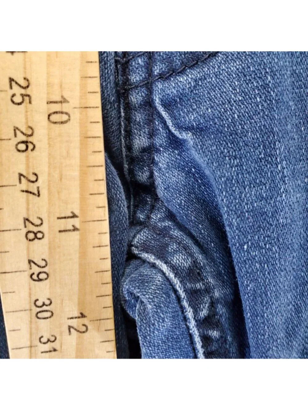 Levis Jeans Mens 40x32 Blue 541 Athletic Fit Mid Rise Stretch Denim *Read*